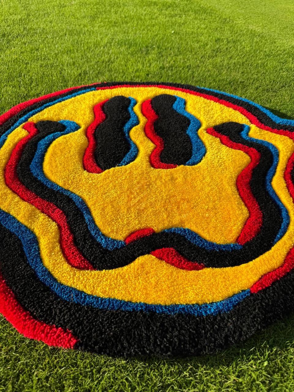 Smiley Face Rug 3D | Tufted Happy Emoji Carpet | Cute Aesthetic Home Decor