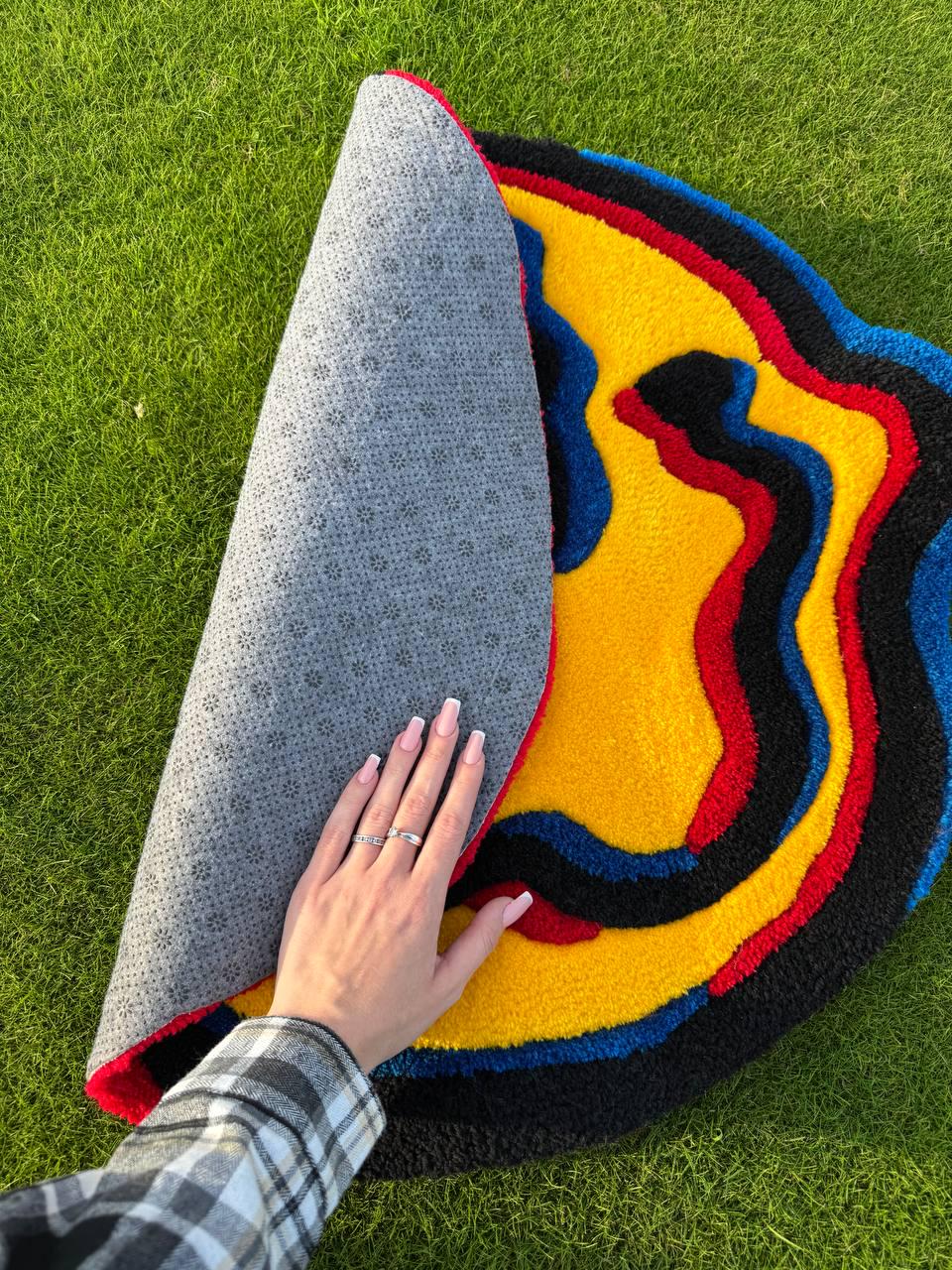 Smiley Face Rug 3D | Tufted Happy Emoji Carpet | Cute Aesthetic Home Decor