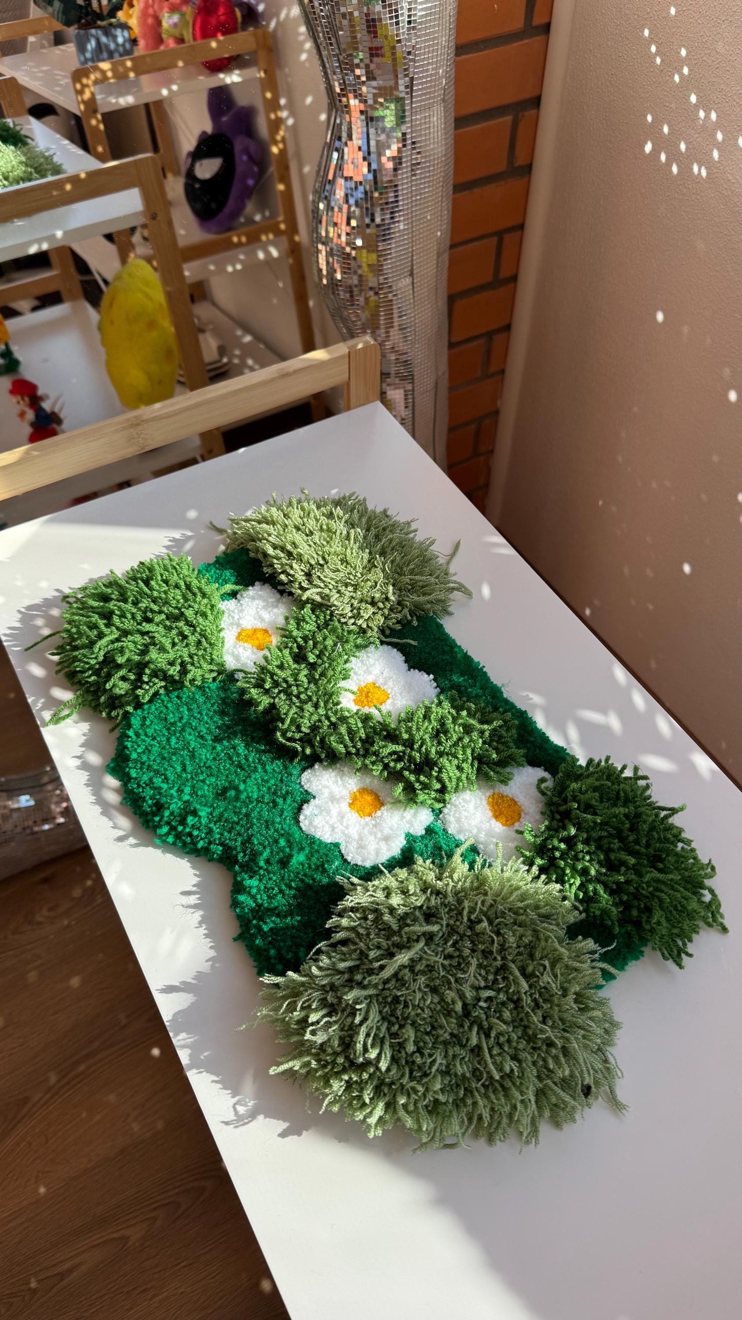 Flower Tufted Rug – Handmade Tufted Coaster Mat, Cute Desk Decor, Fluffy Anime Carpet, Funny Kawaii Gift for Gamers or Work Setup