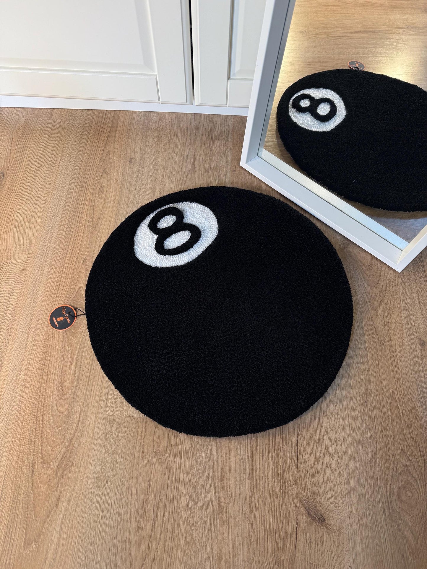 Handmade Tufted Rug – 8 Ball Round Carpet, Soft Fluffy Pool Ball Mat, Unique Game Room or Home Decor Gift