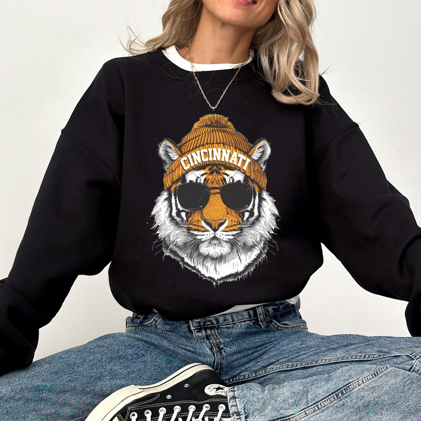 Cincinnati Tigers Sweatshirt, Retro Cincinnati Game Day Sweatshirt, Cincinnati Mascot Sweatshirt, Trendy Game Day Gift Tee, Sports Fan Tee