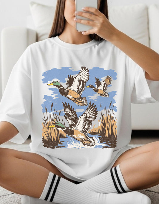 Vintage Duck Hunting Shirt Mallard Nature Tee for Men Women Retro Y2K Wildlife Shirt Comfort Colors Outdoors Top Nostalgia Nauturecore Gift