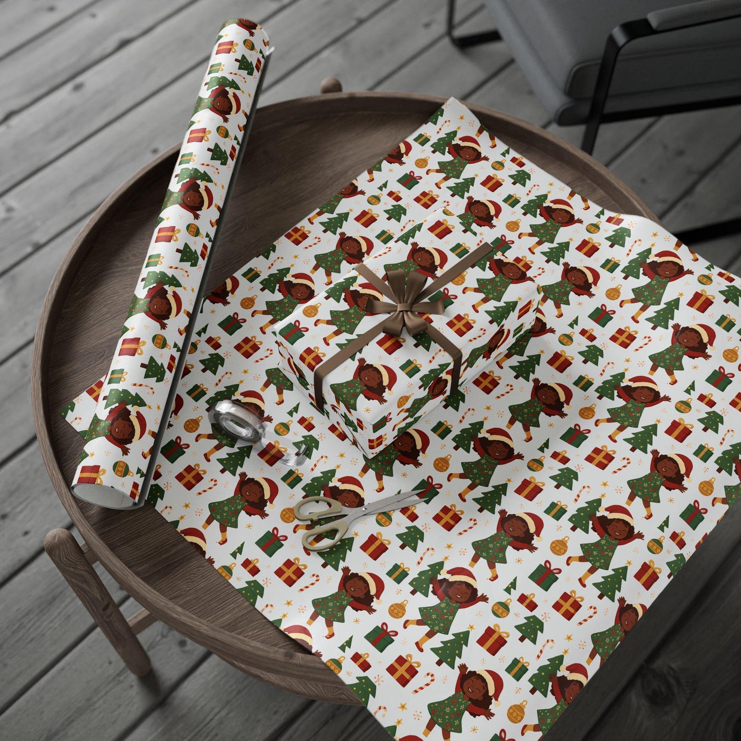 Black Christmas Wrapping Paper: Joyful Kids in Santa Hats