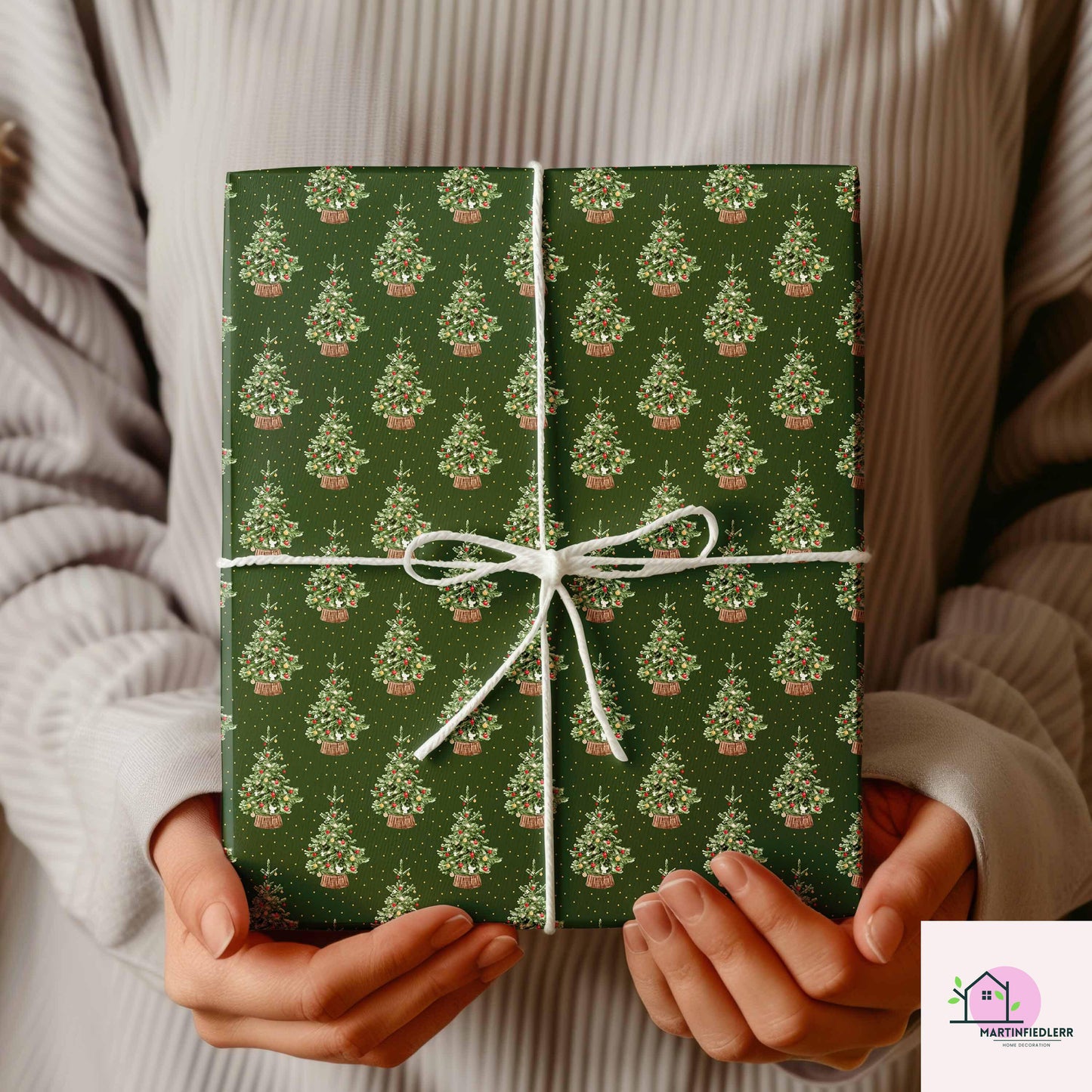 Green Christmas Wrapping Paper: Vintage Tree in Basket Design