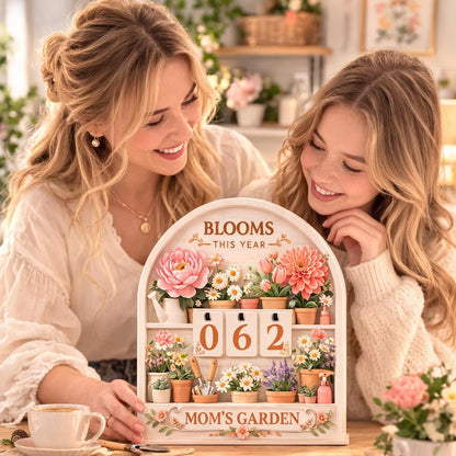 Layered Wood Garden Bloom Tracker Sign, Mom's Garden Decor, Flower Gardener Gift