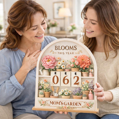 Layered Wood Garden Bloom Tracker Sign, Mom's Garden Decor, Flower Gardener Gift