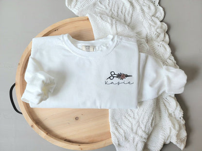 Custom Hairstylist Sweatshirt-Personalized Sweatshirt-Embroidered Sweatshirt-Crewneck-Garment Dyed Sweatshirt-Mama Sweatshirt with name