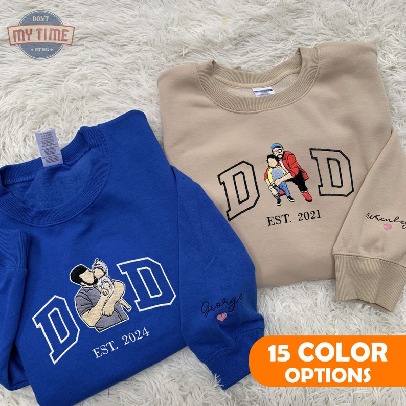 Custom Embroidered Hoodie Mama and DadPortrait, Mama Sweatshirt with Photo, Varsity Shirt, Dad Mom Custom Portrait Sweaters, Dad Mom Gift