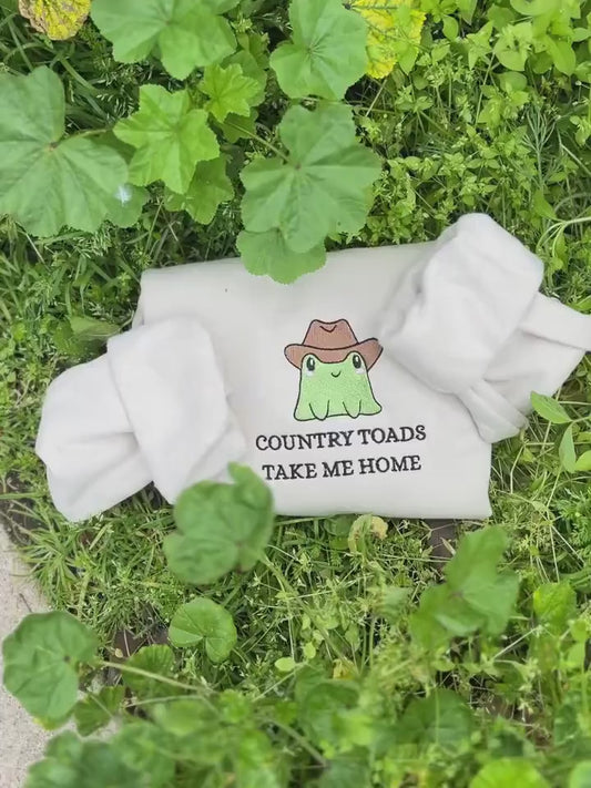 Cowboy Frog Embroidered Sweatshirt, Funny Western Sweater, Oversized Country Sweatshirt jumper, Cottagecore Froggy Clothes, Unisex Crewneck