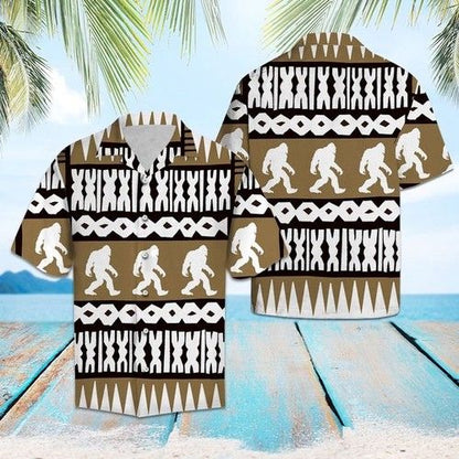 Bigfoot Retro Hawaiian Shirt Summer,Hawaiian Shirt Gift, Christmas Gift