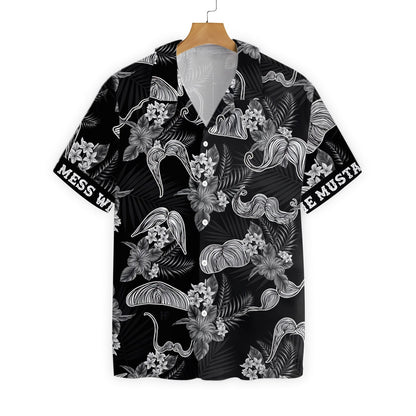 Ná praiseach leis an téama Mustache Dubh Agus Bán Léine Haváís, Bronntanas Léine Haváís, Bronntanas Nollag