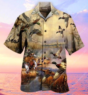 Amazing Ducks Vintage Unisex Hawaiian Shirt, Hawaiian Shirt Gift, Christmas Gift