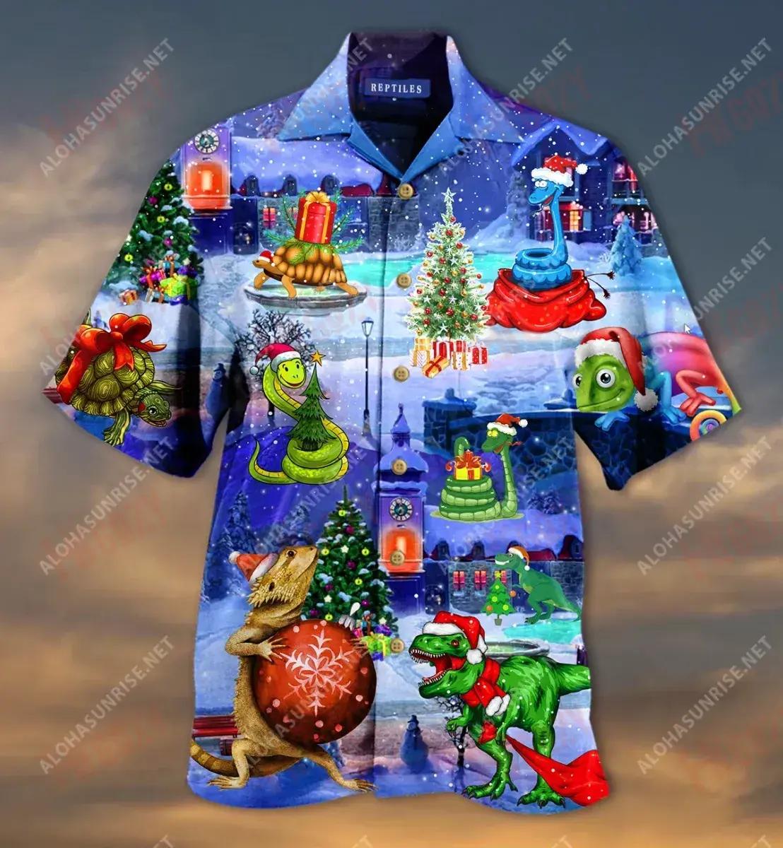 Christmas Reptiles Short Short Sleeve Shirt Hobbies Short Sleeve Custom Hawaiian Shirts Hawaiian Shirts For Women_Hawaiian Shirt Gift, Christmas Gift