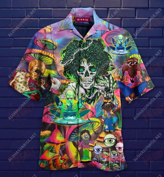 Tá Gach Rud Dea Fiáin Agus Saor In Aisce Léine Gearr Hippie Laethanta Saoire Haváis T Léinte Seanréimse Léinte Haváís Léinte Haváíais d'Fhir, Bronntanas Léine Haváís, Bronntanas Nollag