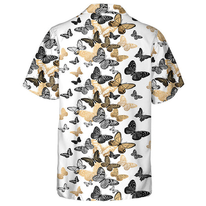 Féileacáin Buí Agus Dubha ar Chúlra Bán Léine Haváís, Bronntanas Léine Haváíais, Bronntanas Nollag