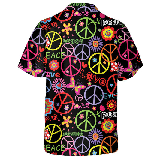 Patrún Hippie le Bláthanna Agus Stráice Ar Chúlra Beige Léine Haváís, Bronntanas Léine Haváís, Bronntanas Nollag