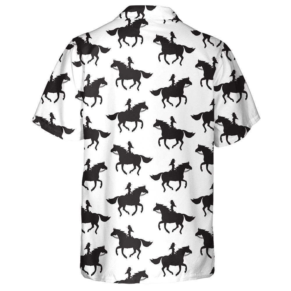 Cailín Bó Buí ag Marcaíocht ag Rith Scáthchruth Capall Léine Haváíais, Bronntanas Léine Haváís, Bronntanas Nollag