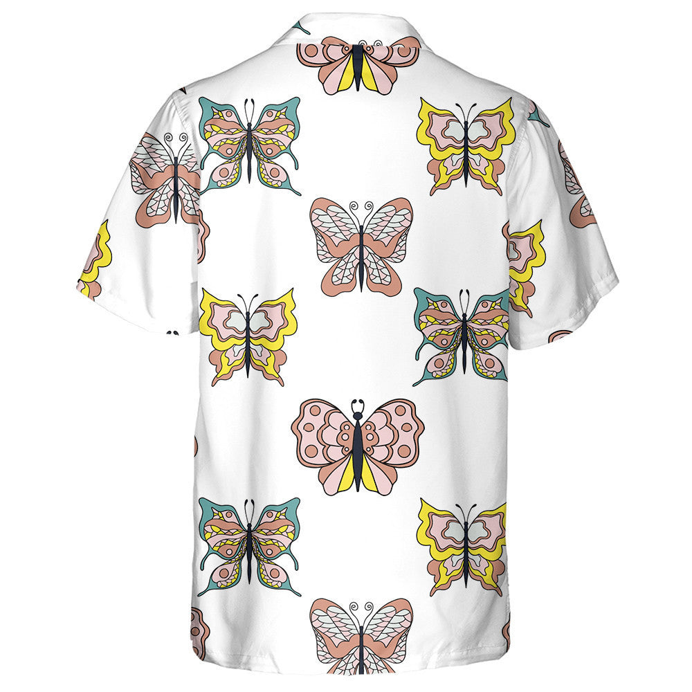 Bailiúchán Lámh-Tarraingte d'Fhéileacáin Chartúin Léine Haváí, Haváise Le Bronntanas