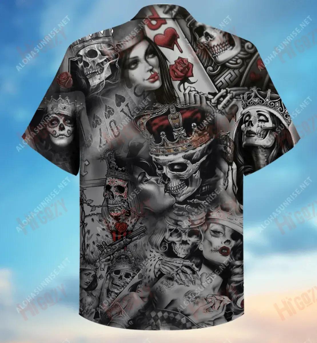 Love Is Blind Poker Skull Léine Gearr Muinchille Unisex Laethanta Saoire Léinte T Haváíacha Léinte haváíais Oirbheartaíochta Léinte Greannmhar haváíais, Bronntanas Léine Haváís, Bronntanas Nollag