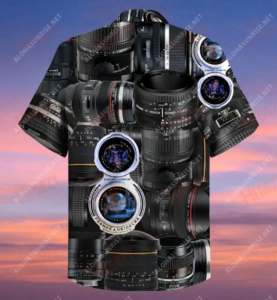 Is Grianghrafadóir i gCónaí A Ghrianghrafadóir Unisex Léine Haváís Muinchille Samhraidh Gearr Léinte haváíais Léinte Greannmhar haváís, Bronntanas Léine Haváís, Bronntanas Nollag