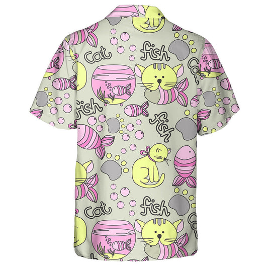 Cat Buí Agus Iasc Le Lap Ar Léine Liath Haváís, Bronntanas Léine Haváíais, Bronntanas Nollag