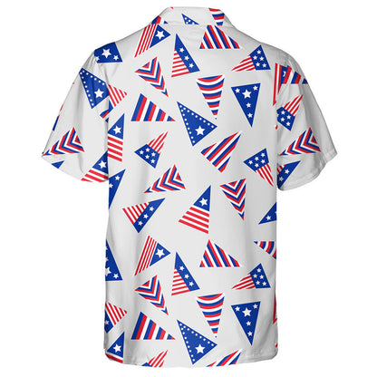 Bratacha Triantán le Stripes Agus Réaltaí Téama Lá na Saoirse