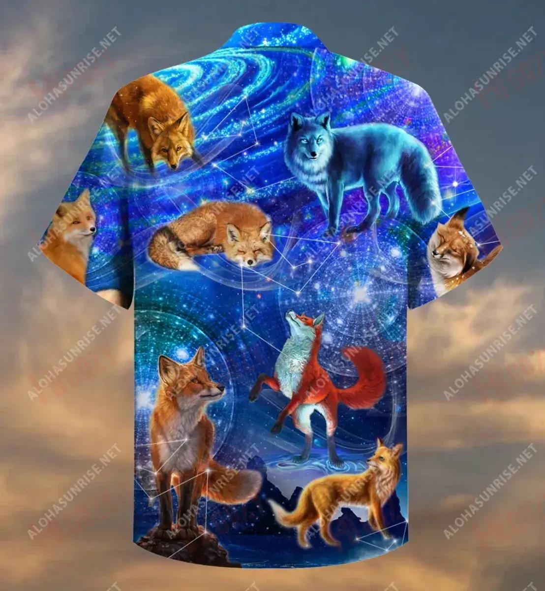 Thabharfaimid Sionnach Chugat ag Eitilt Sa Réaltra Léine Gearr Haváís Laethanta Saoire Léinte Tropacha Léine Oirbheartaíochta Haváí Patrún Léine Haváíais, Bronntanas Léine Haváís, Bronntanas Nollag