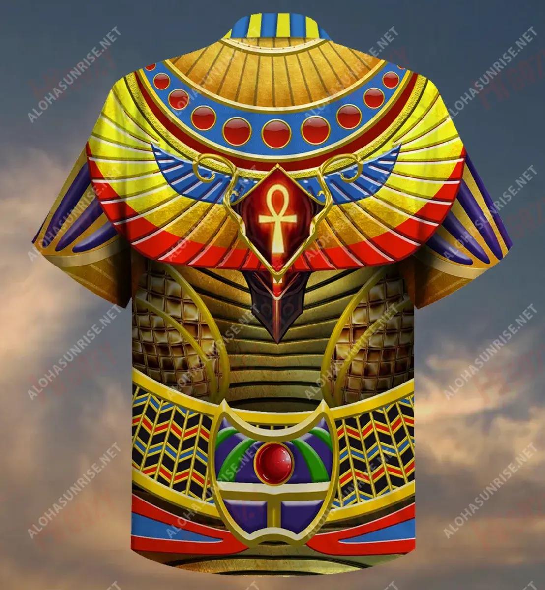 Cosnóidh Dia Armúr na hÉigipte do bheatha Léine Haváíach Gearr Muinchille Samhraidh Gearr Muinchille Samhraidh Léinte haváíais Oirbheartaíochta Léinte Greannmhar Haváís, Bronntanas Léine Haváís, Bronntanas Nollag