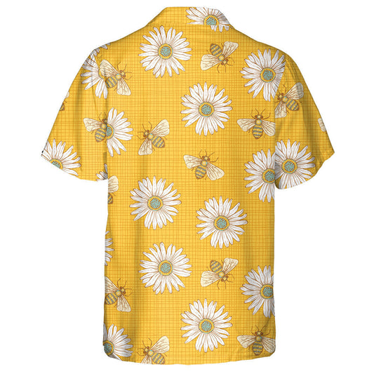 Summer Honey Bees And Daisy On Yellow Background Hawaiian Shirt, Hawaiian Shirt Gift, Christmas Gift