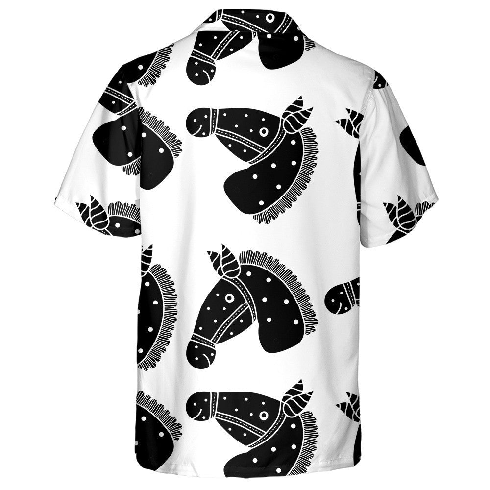 Cartún le Capaill Dubha Ar Léine Bán Haváis, Haváis Don Bronntanas