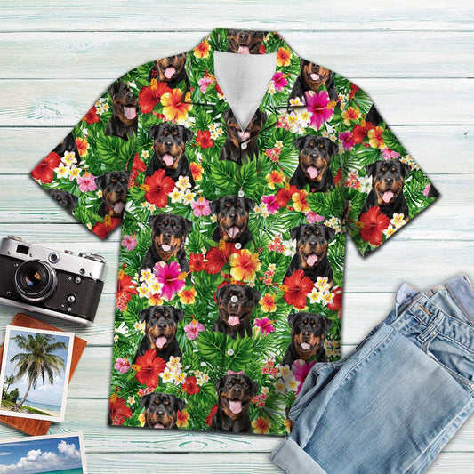 I bhFolach Rottweiler Agus Patrún Plandaí Tropacha Bláthanna Léine Haváís, Bronntanas Léine Haváís, Bronntanas Nollag