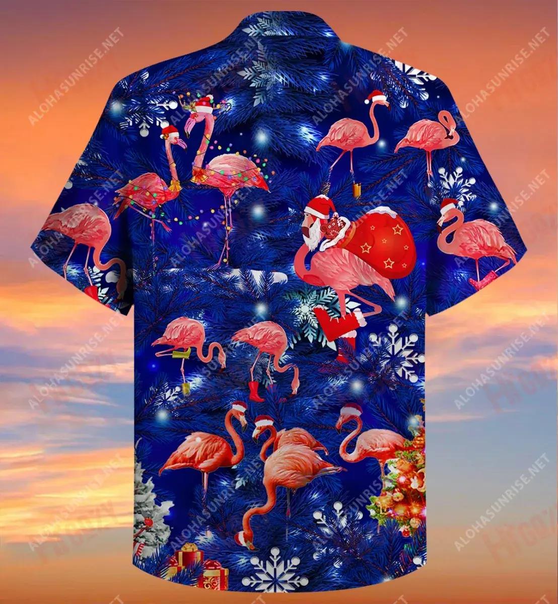 Bí i do Flamingo ag Pinky Christmas Laethanta Saoire Léine Haváise Gearr Léinte Haváís Saincheaptha Léinte Haváís Patrún Léine Haváís, Bronntanas Nollag