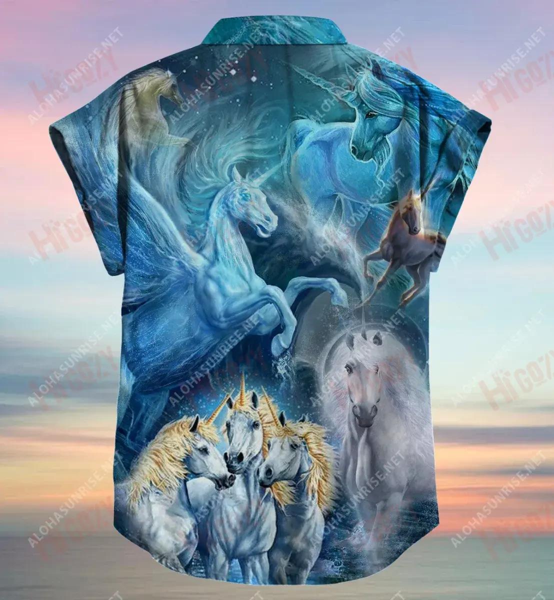 Bí i do Aonbheannach i Réimse Capall Léine Gearr Muinchille Gearr Laethanta Saoire Léinte T Haváís Saincheaptha Léinte Haváise Léinte Greannmhar Haváise, Bronntanas Léine Haváís, Bronntanas Nollag