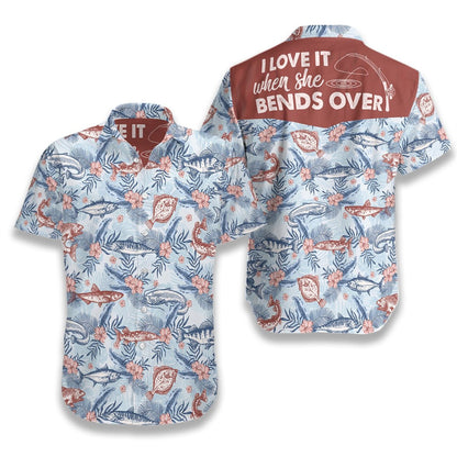 Is breá léi é nuair a chromann sí thar phatrún iascaireachta Léine Haváís, Bronntanas Léine Haváíais, Bronntanas Nollag