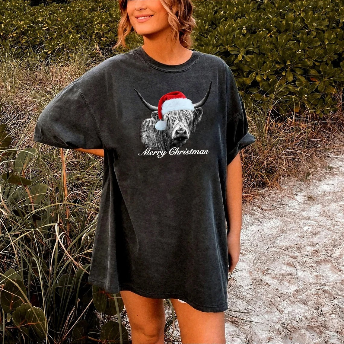 Highland Cow Santa Christmas Shirt, Highland Cow Lover Shirt, Highland Cow Christmas gift Christmas Cow Tee, Women’s Christmas Shirt