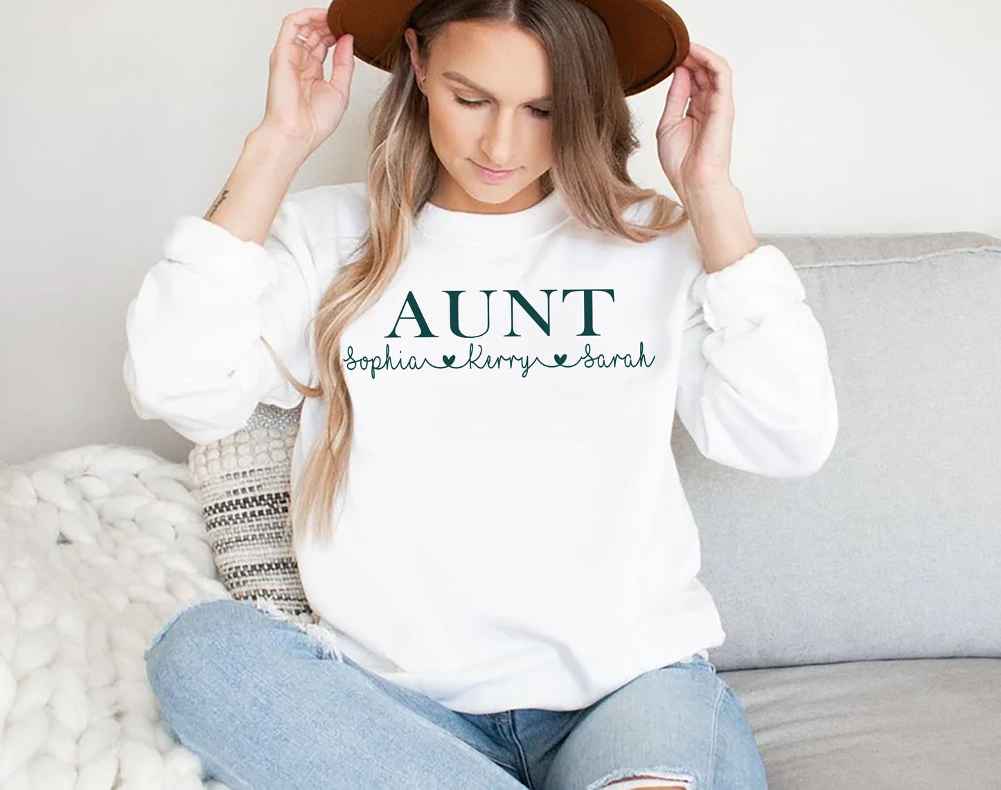 Personalized Aunt Sweatshirt, Gift For Mom, Gift For Aunt , Aunt Sweatshirt Kids Names Shirt