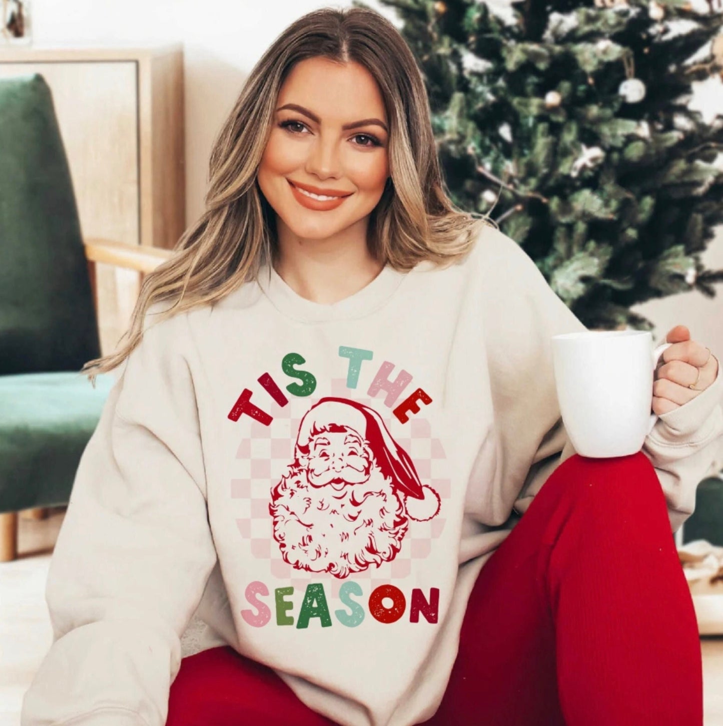 Retro Santa Christmas Sweatshirt, Tis The Season Christmas shirt, Cute Christmas Tee, Women Sweater, Cute Holiday Sweatshirt, Xmas Shirt