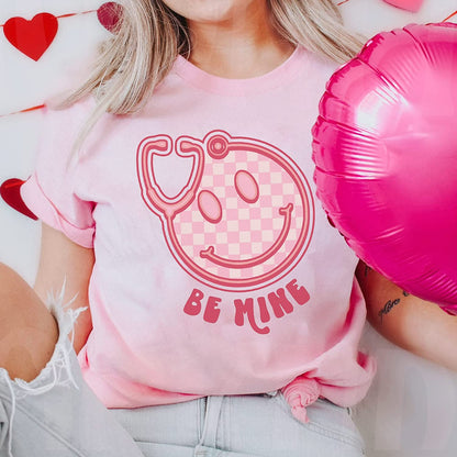 Retro smiley Stethoscope Valentine T-Shirt, Cute Be mine Valentine's day Couple Sweatshirt, XoXo Nurse Lover Long Sleeve, NICU Nurse Couple day Hoodie