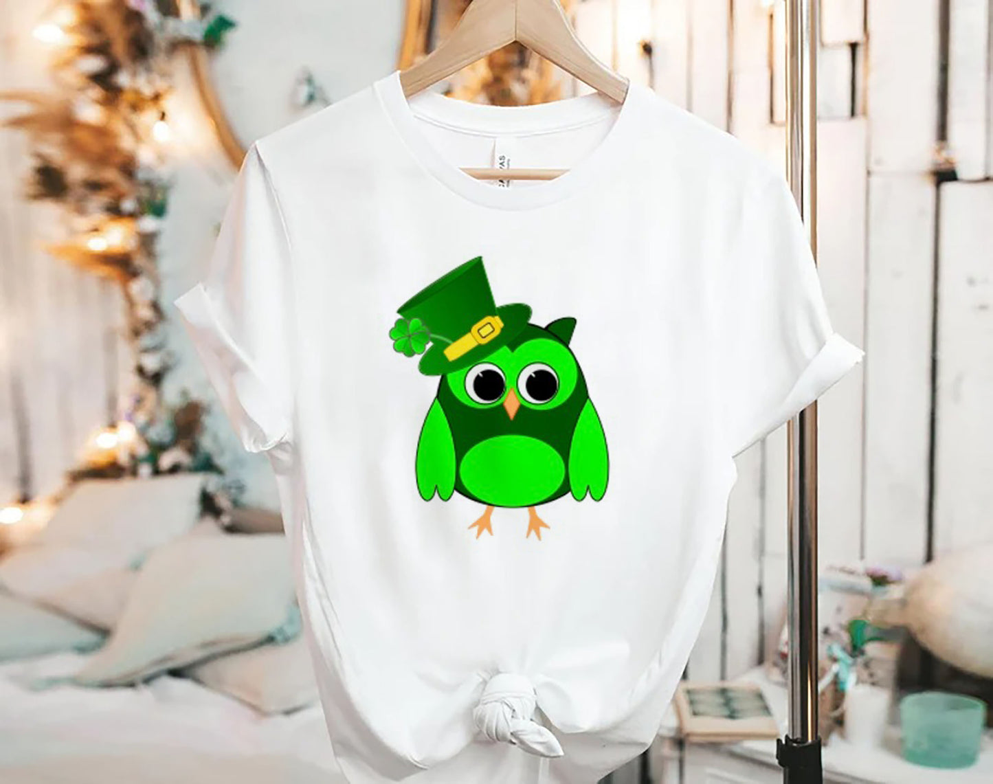 St Patricks Day Sweatshirt, Mama St Patricks Day T-shirt, Lucky Mama Shirt, St Patricks Day Shirt Women