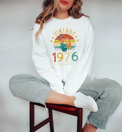 Vintage 1976 Made In 1976 46th Birthday Women 46 Years Old Pullover Hoodie