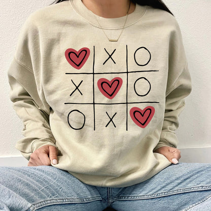 XOXO Tic Tac Toe Valentines Sweatshirt for Women, Valentine Shirt, Love Heart Cute Crewneck, Pullover Women Shirt Gift For Her Wife GF