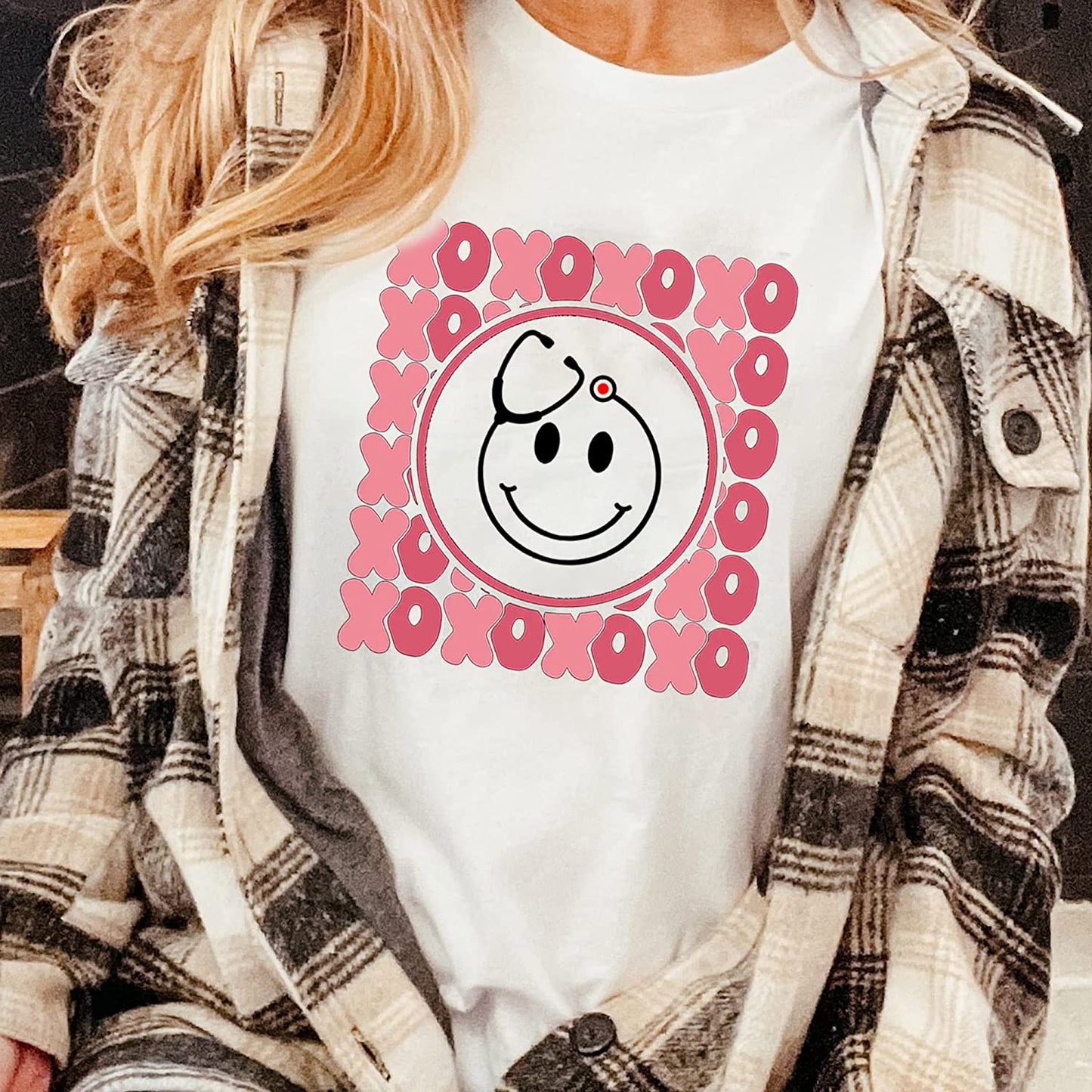 XOXO valentine nurse T-Shirt for Nurses, Stethoscope heart smile Sweatshirt, funny NICU Nurse Crew Long Sleeve, Xoxo Cute Crane Hoodie