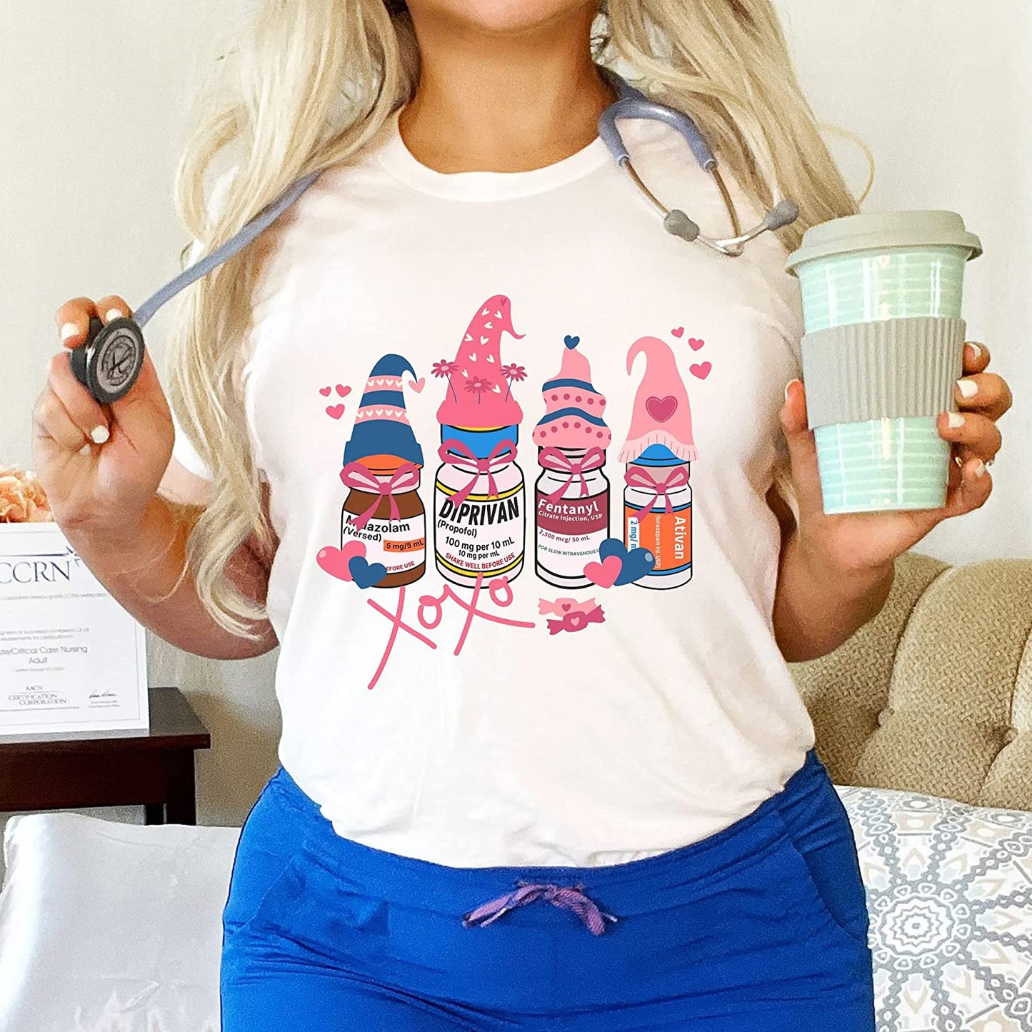 XoXo Medicine heart Valentine nurse T-Shirt, Anesthesia Valentine's Holiday Sweatshirt, Funny Propofol NICU Tech Long Sleeve, Diprivan Hoodie Gift for friends