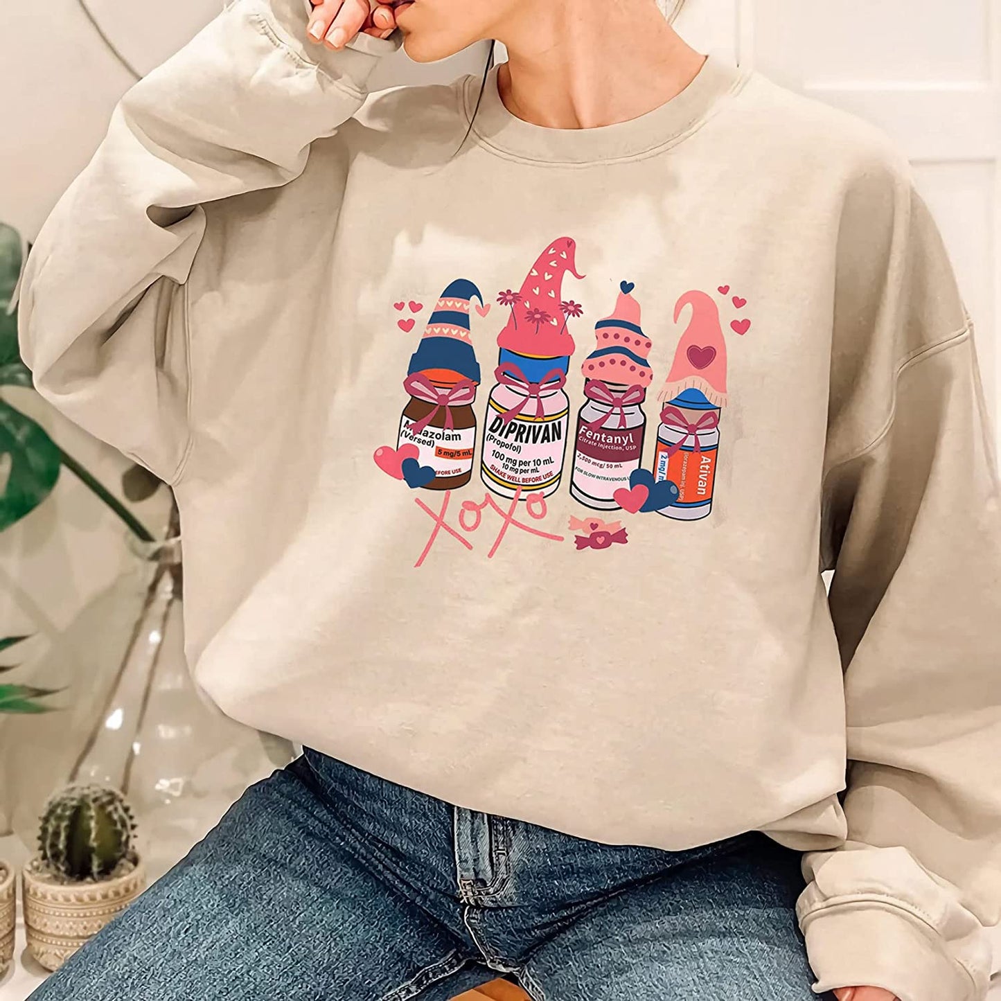 XoXo Medicine heart Valentine nurse T-Shirt, Anesthesia Valentine's Holiday Sweatshirt, Funny Propofol NICU Tech Long Sleeve, Diprivan Hoodie Gift for friends