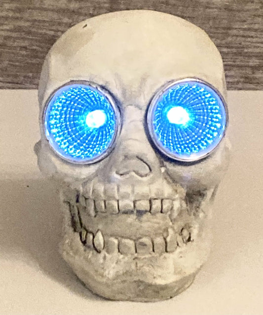 Cement Skull LED Solar Light Collectible Halloween Decorations