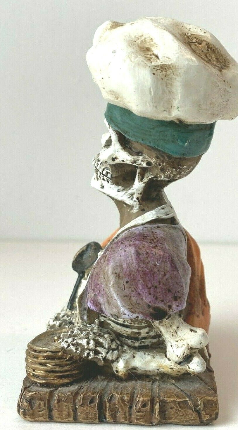 Halloween Decoration Skull Day of Dead Cook Baker Figurine