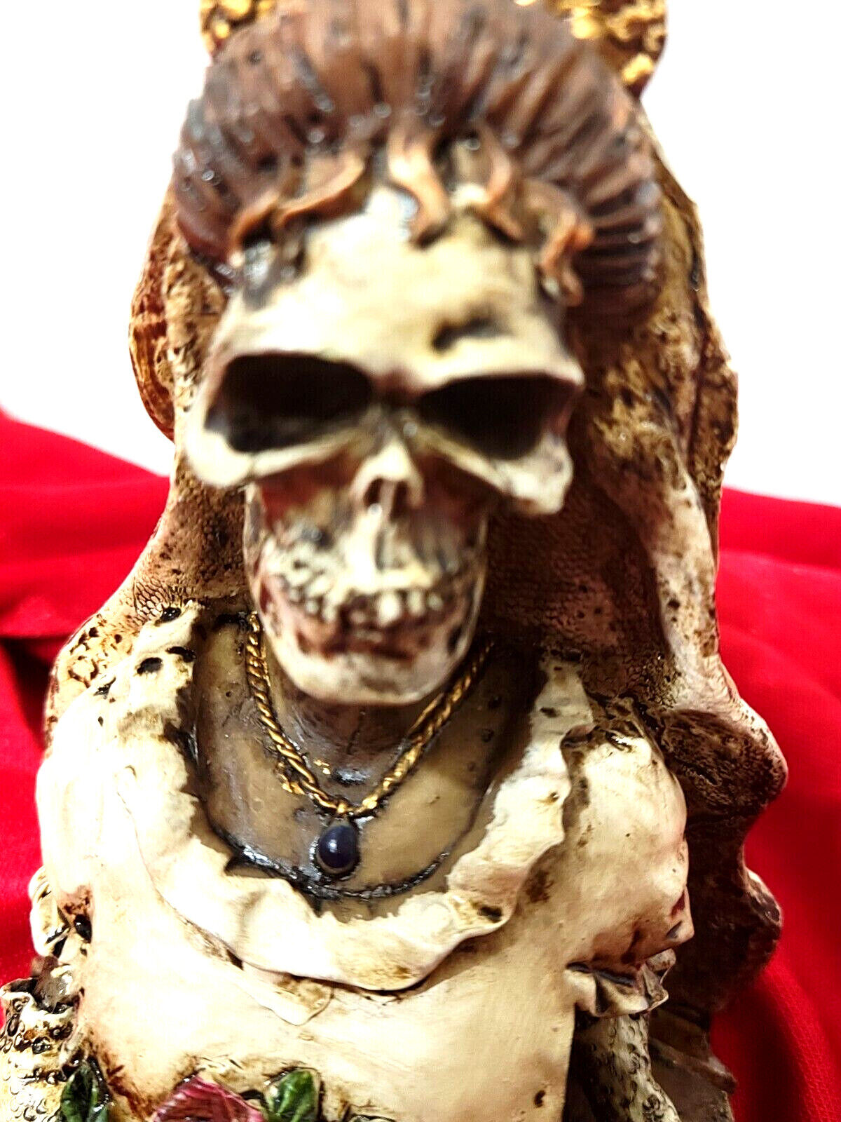 Hallween Decor 2 Skulls Day of Dead Bride Groom Figurines 5"
