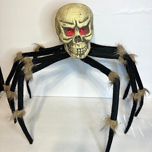 Beistle Spider Skeleton Creepy Creature Halloween Decoration Eyes light Up